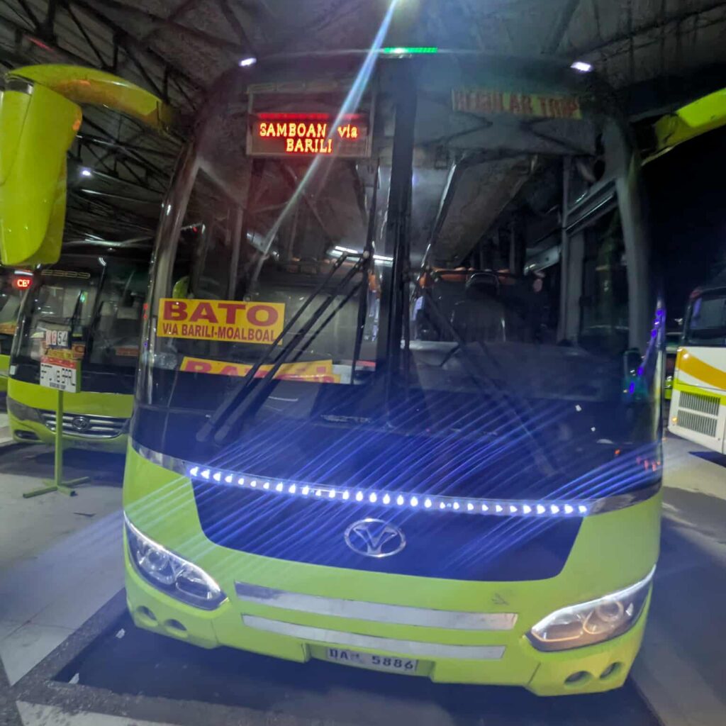 Cebu, Philippines – Moalboal road trip! 🚌