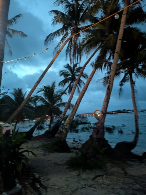 Siagaro, Philippines road trip!  Amazing island!! 🏝️