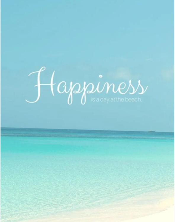 Happiness is spending time at the beach! 🩴⛱️